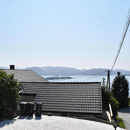 Apartment With A View Close To The Pulpit Rock Jorpeland Exterior photo